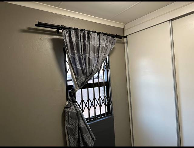3 BEDROOM FREESTANDING FOR SALE IN KLERKSOORD